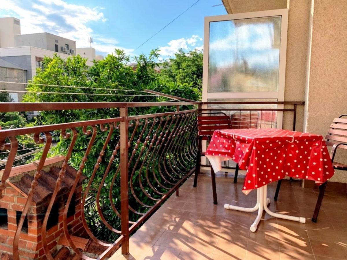 Obradovic Rooms & Apartments Makarska Exterior foto